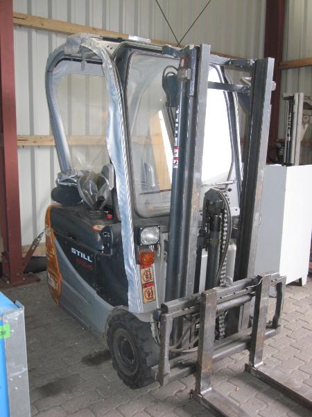 Gepflegte Flurförderfahrzeuge-1